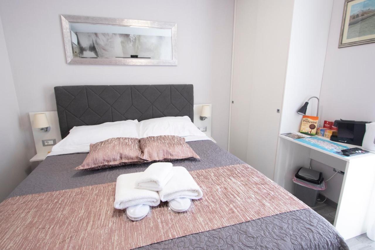 Calm Apartment & Room Задар Екстериор снимка